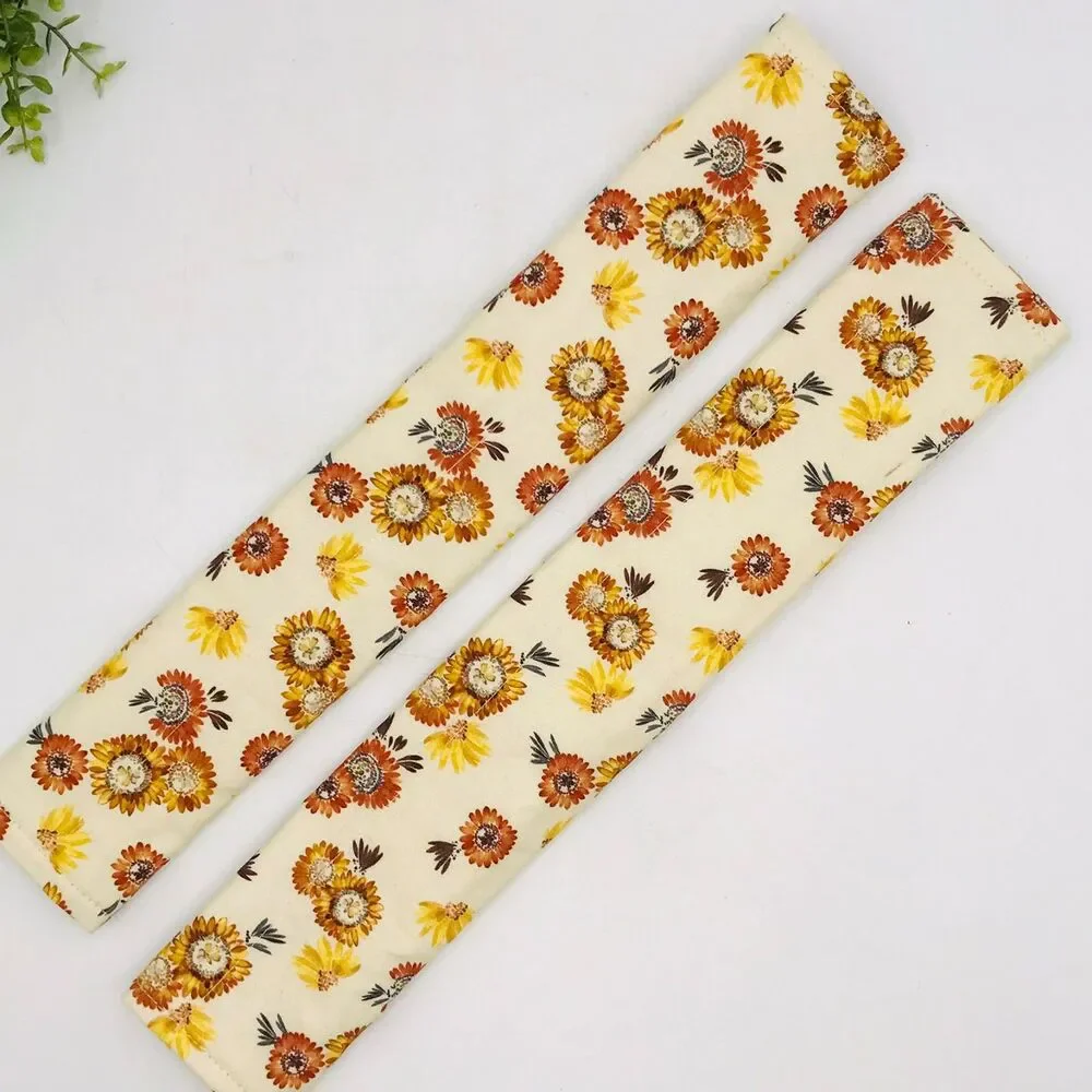 Set of 2 Refrigerator Handle Covers, Reversible, Neutral Tans Beige 14x5